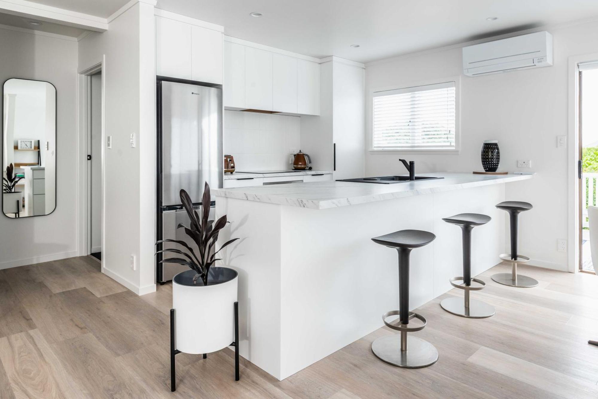 Awesome Beach House On Oceanview Road 마운트마운가누이 외부 사진